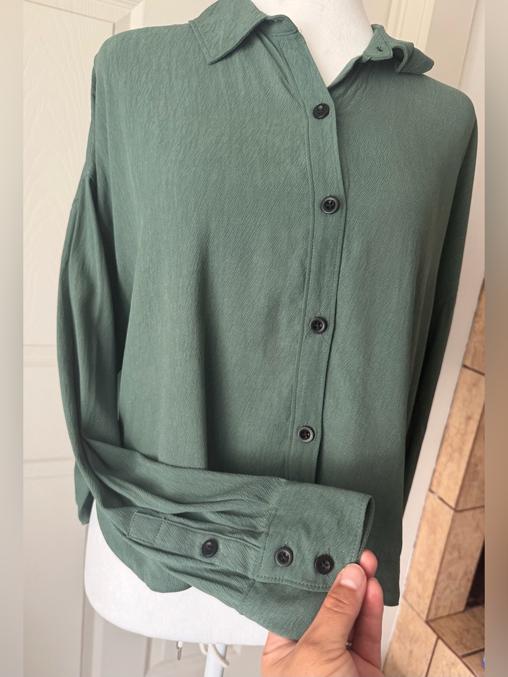 Madewell S Sage Green Lyocell Button Front Shirt Blouse Cropped Boxy Oversized - Picture 9 of 14